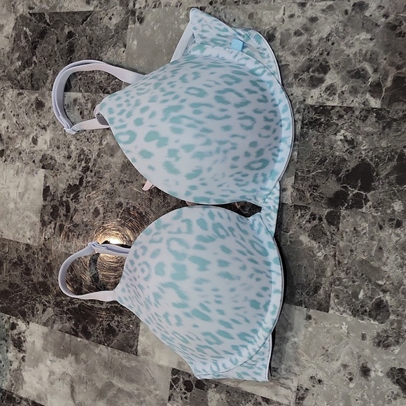 Victoria's Secret Other - Victoria's Secret Bra